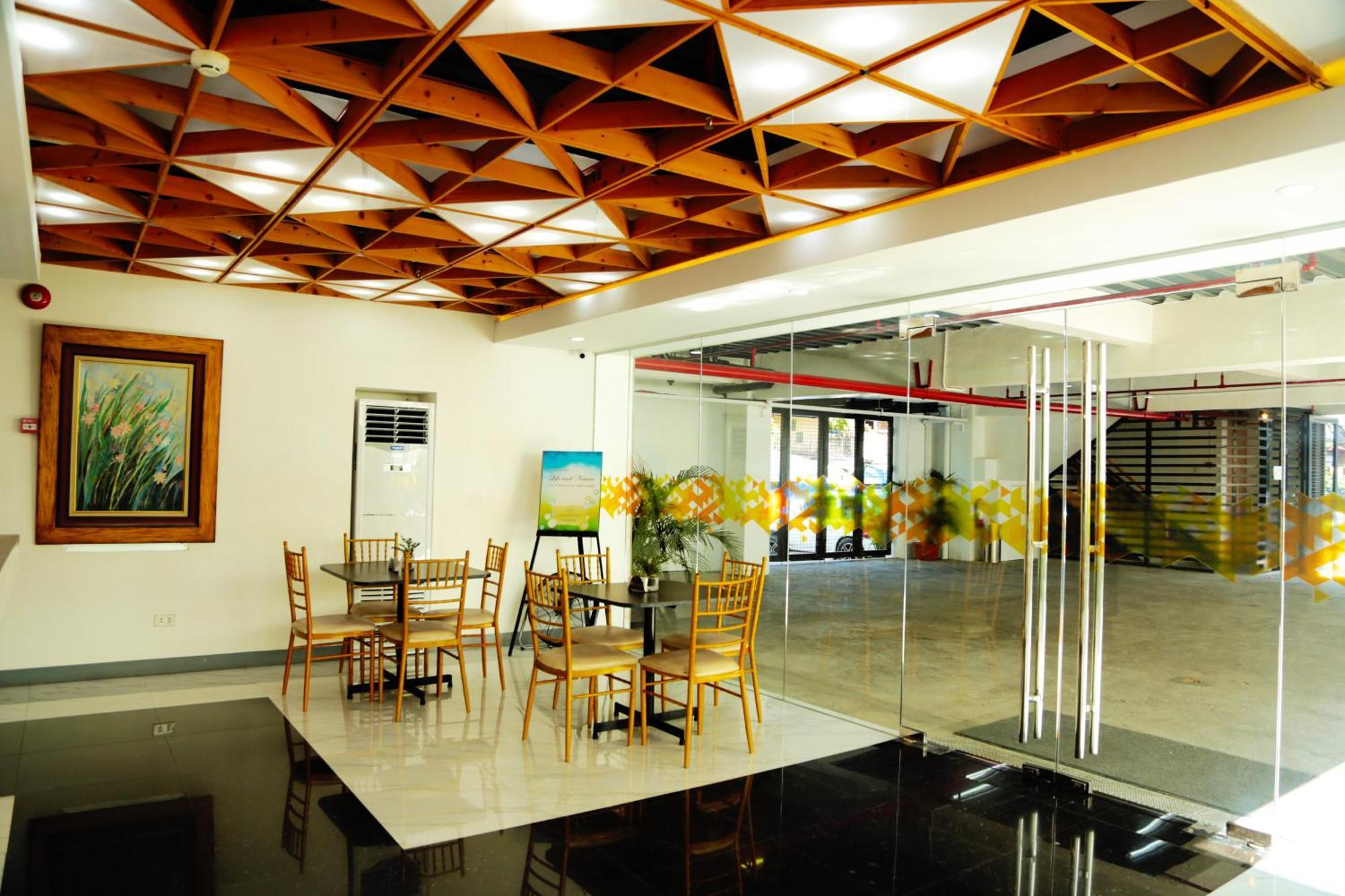 Travelbee Fuente Inn Cebu Екстер'єр фото